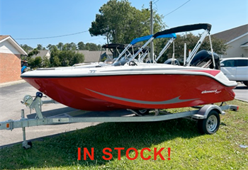 2026 Bayliner M17 Boat